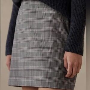 Banana Republic Gray Plaid Mini Skirt Size 2